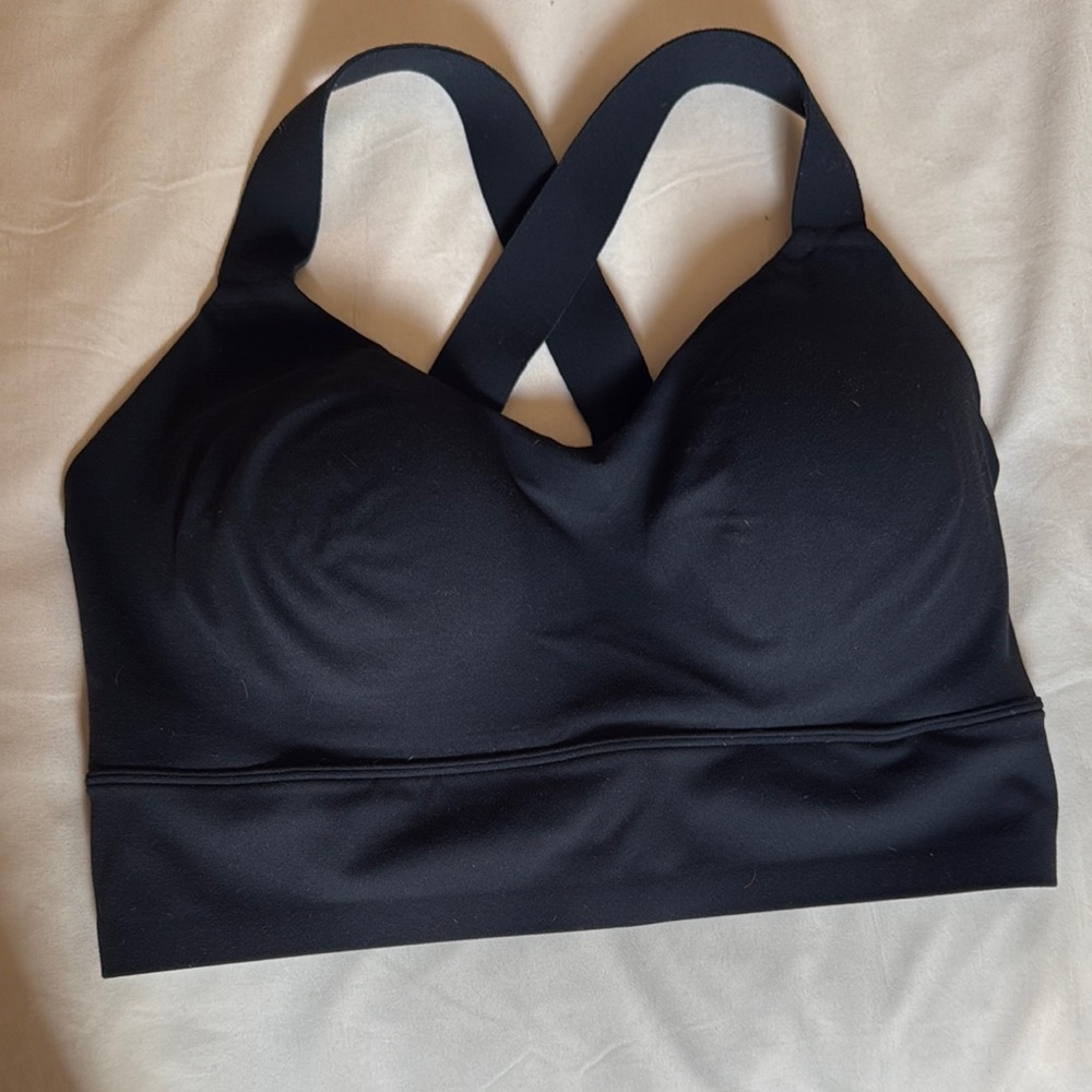 Black Cross-Back Sports Bra with Wide Straps